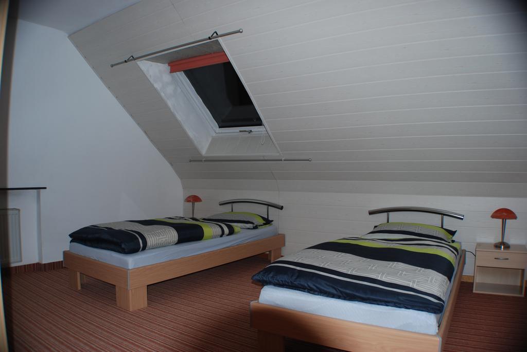 Ferienwohnung Cillien 듀델드로프 외부 사진